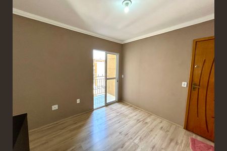 Sala de apartamento para alugar com 2 quartos, 42m² em Vila Nova Bonsucesso, Guarulhos