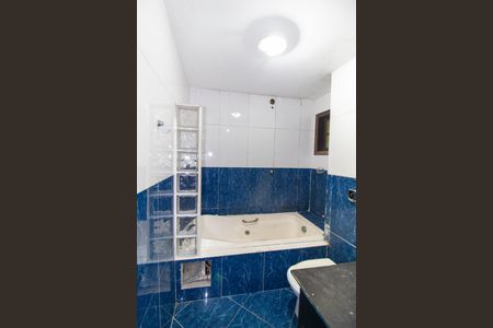 Casa de condomínio para alugar com 200m², 3 quartos e 2 vagas