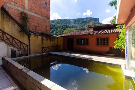 Casa de condomínio para alugar com 200m², 3 quartos e 2 vagas