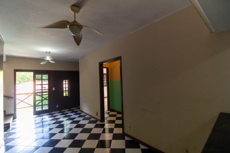 Casa de condomínio para alugar com 200m², 3 quartos e 2 vagas