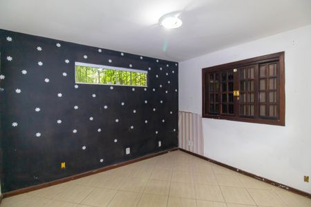 Casa de condomínio para alugar com 200m², 3 quartos e 2 vagas