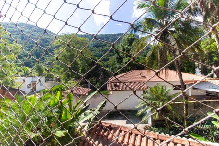 Casa de condomínio para alugar com 200m², 3 quartos e 2 vagas