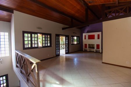 Casa de condomínio para alugar com 200m², 3 quartos e 2 vagas