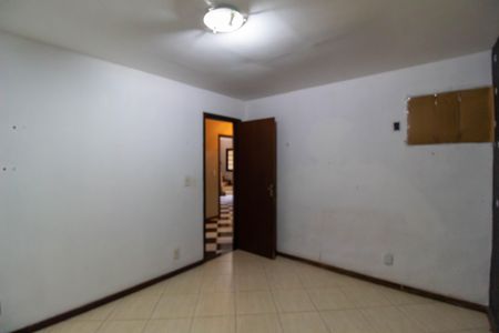 Casa de condomínio para alugar com 200m², 3 quartos e 2 vagas