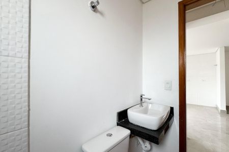 Apartamento à venda com 55m², 2 quartos e 1 vaga Apartamento à venda com 55m², 2 quartos e 1 vagaBanheiro Social