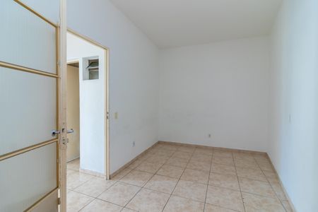 Quarto de casa para alugar com 1 quarto, 50m² em Vila Francos, São Paulo