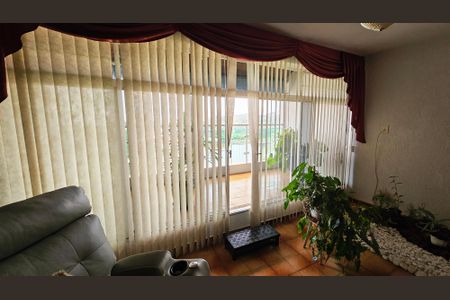 Casa à venda com 3 quartos, 230m² em Jardim Colonial, Jundiaí