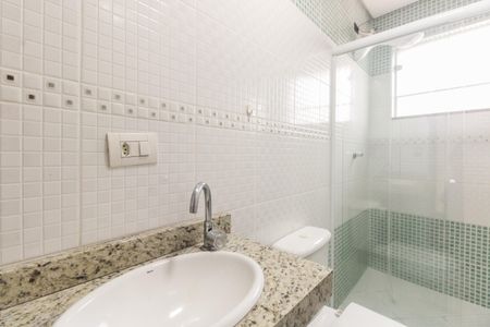 Casa à venda com 120m², 3 quartos e 2 vagasBanheiro Suíte