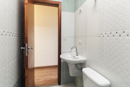 Casa à venda com 120m², 3 quartos e 2 vagasBanheiro Social 