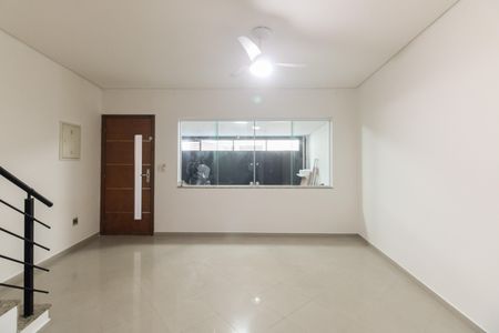 Casa à venda com 120m², 3 quartos e 2 vagasSala 