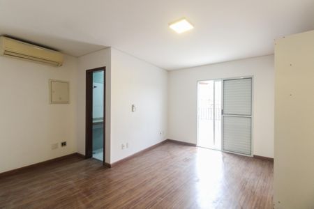 Casa à venda com 120m², 3 quartos e 2 vagasSuíte 