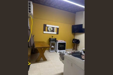 Casa à venda com 417m², 2 quartos e 5 vagas Casa à venda com 417m², 2 quartos e 5 vagasÁrea de serviço