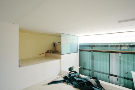 Casa à venda com 280m², 3 quartos e 6 vagasMezanino