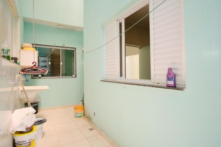 Casa à venda com 280m², 3 quartos e 6 vagasÁrea de Serviço