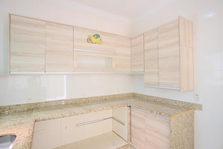 Casa à venda com 280m², 3 quartos e 6 vagasCozinha