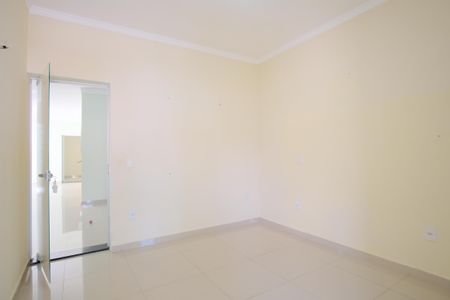 Casa à venda com 280m², 3 quartos e 6 vagasSuíte 2