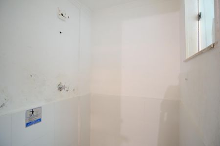 Casa à venda com 280m², 3 quartos e 6 vagasBanheiro de serviço 2