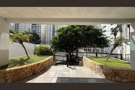 Apartamento para alugar com 92m², 2 quartos e 1 vagaFachada