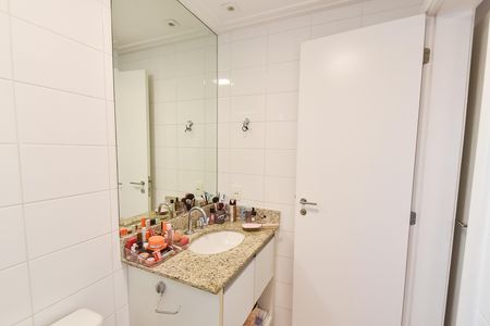 Apartamento à venda com 146m², 3 quartos e 2 vagasBanheiro da suíte 1