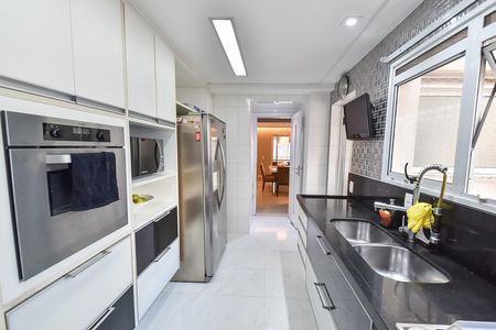 Apartamento à venda com 146m², 3 quartos e 2 vagasCozinha