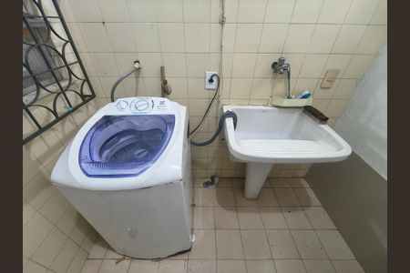 Casa de condomínio para alugar com 80m², 3 quartos e sem vaga