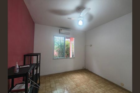 Casa de condomínio para alugar com 80m², 3 quartos e sem vaga