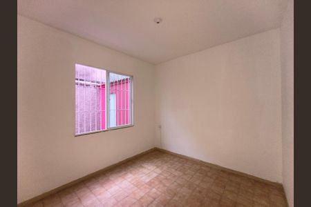 Casa de condomínio para alugar com 80m², 3 quartos e sem vaga