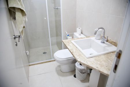 Apartamento à venda com 67m², 2 quartos e 2 vagas Apartamento à venda com 67m², 2 quartos e 2 vagasBanheiro suíte