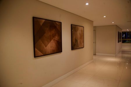 Apartamento à venda com 67m², 2 quartos e 2 vagas Apartamento à venda com 67m², 2 quartos e 2 vagasHall de entrada