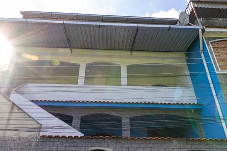 Casa para alugar com 120m², 2 quartos e sem vaga Casa para alugar com 120m², 2 quartos e sem vagaFachada