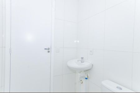 Apartamento para alugar com 38m², 2 quartos e sem vagaBanheiro