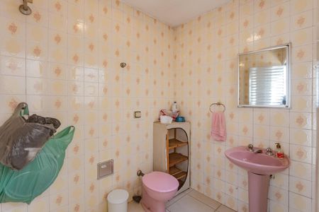 Casa para alugar com 133m², 3 quartos e 1 vagaBanheiro de serviço