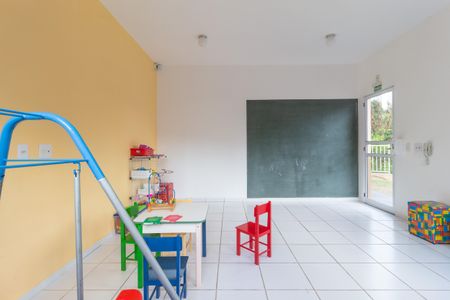 Apartamento à venda com 45m², 2 quartos e 1 vaga Apartamento à venda com 45m², 2 quartos e 1 vagaÁrea comum - Brinquedoteca