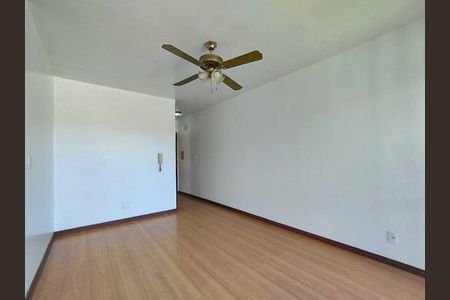 Apartamento para alugar com 65m², 2 quartos e 1 vagaSala