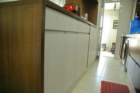 Apartamento para alugar com 77m², 2 quartos e 1 vagaCozinha 