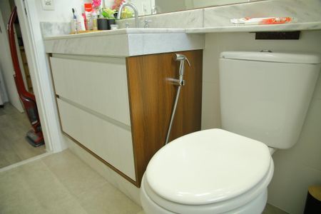 Apartamento para alugar com 77m², 2 quartos e 1 vagaBanheiro Social 