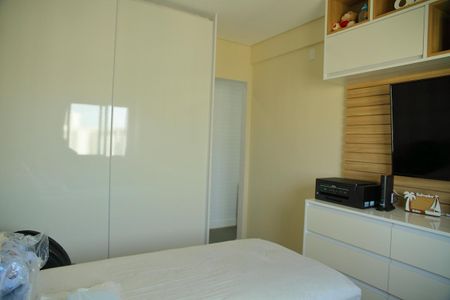 Apartamento para alugar com 77m², 2 quartos e 1 vagaQuarto 2 