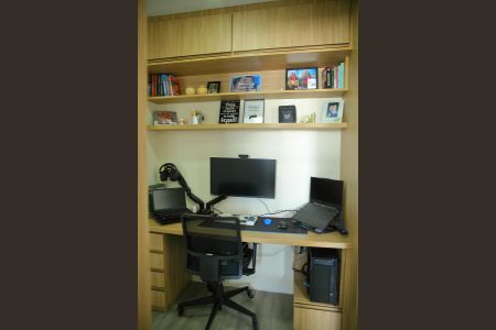 Apartamento para alugar com 77m², 2 quartos e 1 vagaEscritório 