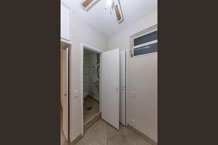 Apartamento para alugar com 150m², 3 quartos e 1 vagaLavabo