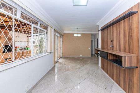 Apartamento para alugar com 150m², 3 quartos e 1 vagaSala