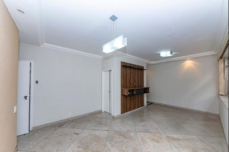 Apartamento para alugar com 150m², 3 quartos e 1 vagaSala