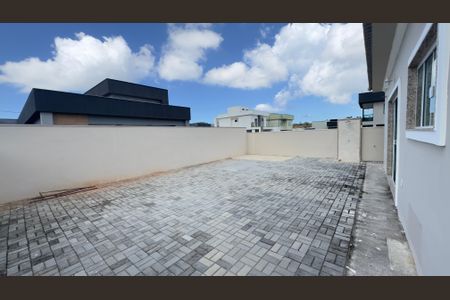 Casa de condomínio para alugar com 240m², 6 quartos e 2 vagasQuintal