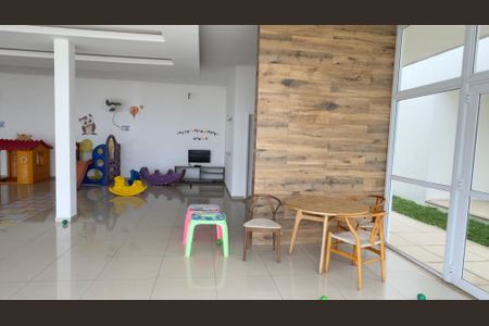 Casa de condomínio para alugar com 240m², 6 quartos e 2 vagasÁrea comum - Playground