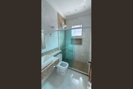 Casa de condomínio para alugar com 240m², 6 quartos e 2 vagasBanheiro 4