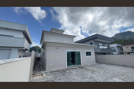 Casa de condomínio para alugar com 240m², 6 quartos e 2 vagasQuintal fundos