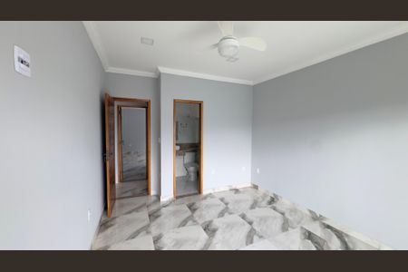 Casa de condomínio para alugar com 240m², 6 quartos e 2 vagasSuíte 4