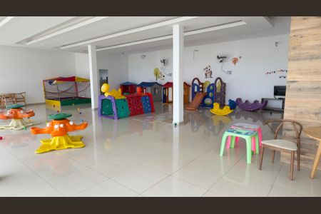 Casa de condomínio para alugar com 240m², 6 quartos e 2 vagasÁrea comum - Playground