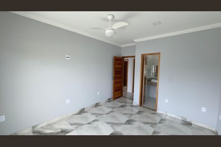 Casa de condomínio para alugar com 240m², 6 quartos e 2 vagasSuíte 4