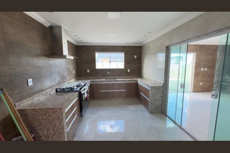 Casa de condomínio para alugar com 240m², 6 quartos e 2 vagasCozinha