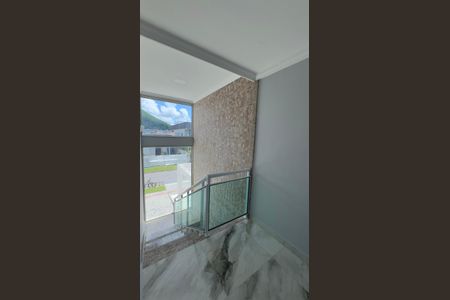 Casa de condomínio para alugar com 240m², 6 quartos e 2 vagasSala